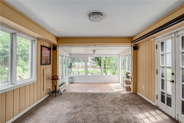 2821 W 73rd Street, Prairie Village, KS 66208