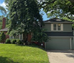 2821 W 73rd Street, Prairie Village, KS 66208