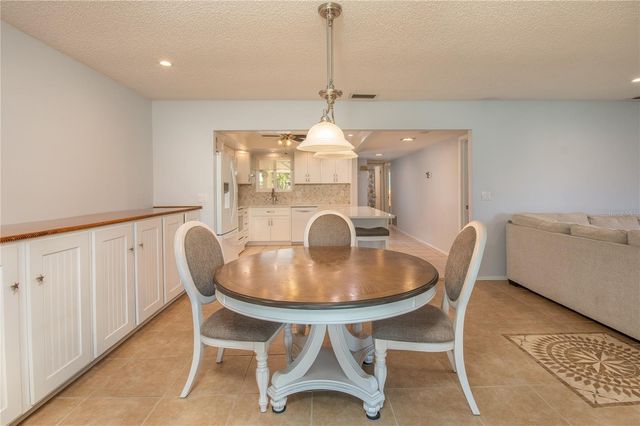3844 BLUE STONE WAY 73, Sarasota, FL 34232