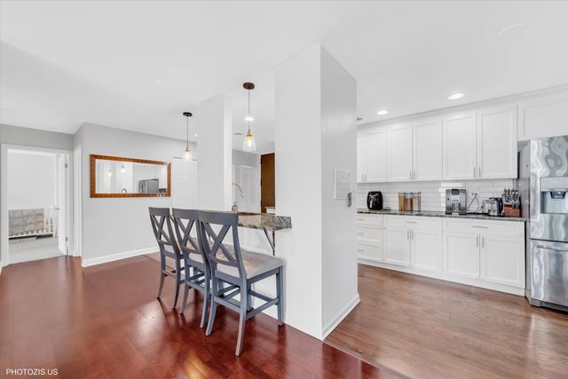 190 S WOOD DALE Road 200, Wood Dale, IL 60191