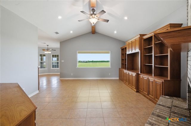 15 Huron Street, Victoria, TX 77905