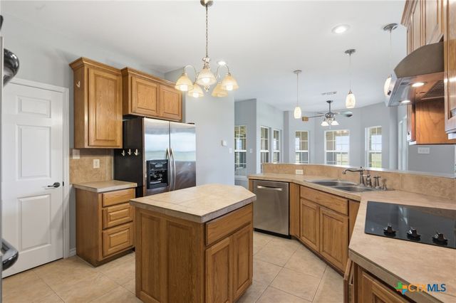 15 Huron Street, Victoria, TX 77905