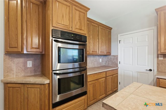 15 Huron Street, Victoria, TX 77905