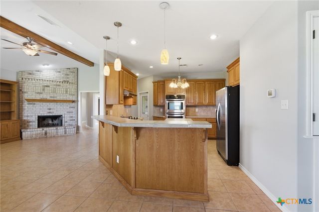 15 Huron Street, Victoria, TX 77905