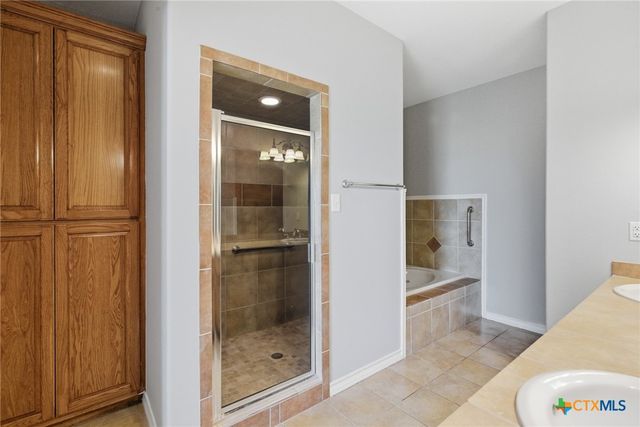 15 Huron Street, Victoria, TX 77905