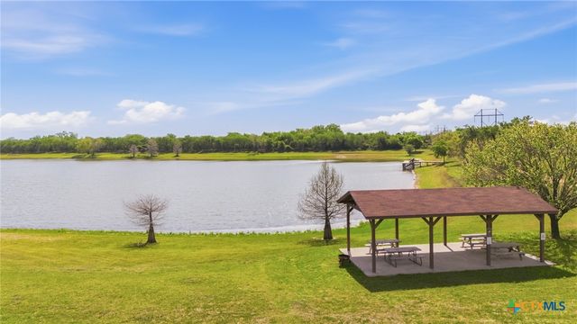 15 Huron Street, Victoria, TX 77905