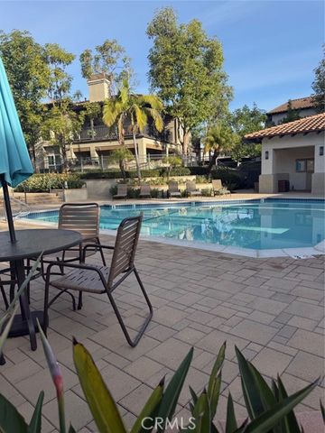 28 Via Alivio, Rancho Santa Margarita, CA 92688
