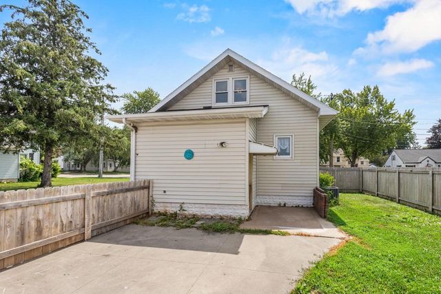 1019 DESNOYER STREET, Kaukauna, WI 54130