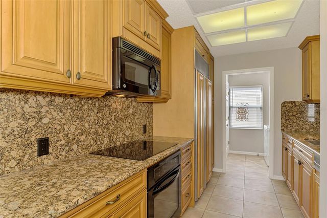 4438 LONG COMMON LANE 52, Sarasota, FL 34235