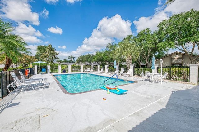 4438 LONG COMMON LANE 52, Sarasota, FL 34235