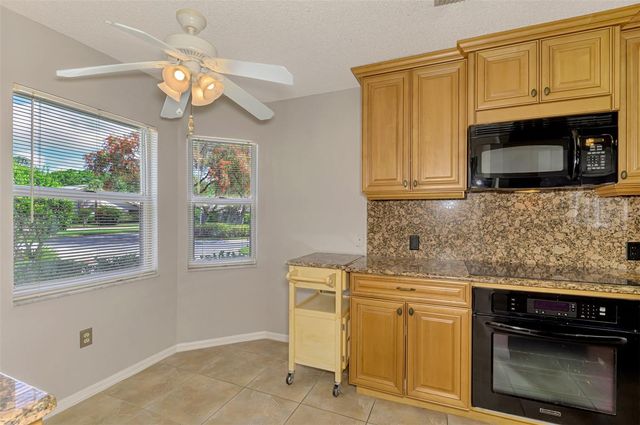 4438 LONG COMMON LANE 52, Sarasota, FL 34235