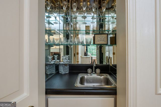 2881 Vinings Way SE, Atlanta, GA 30339