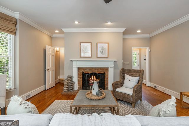 2881 Vinings Way SE, Atlanta, GA 30339