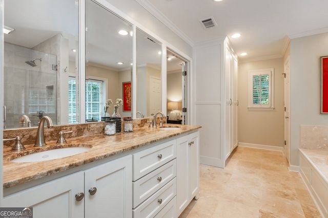 2881 Vinings Way SE, Atlanta, GA 30339