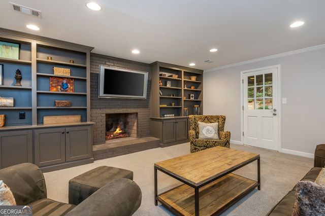 2881 Vinings Way SE, Atlanta, GA 30339