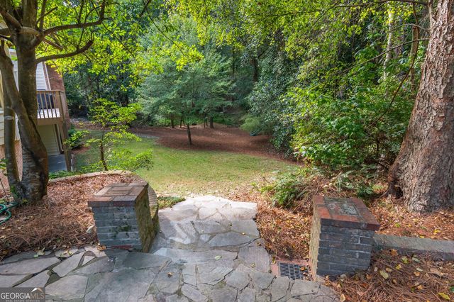 2881 Vinings Way SE, Atlanta, GA 30339