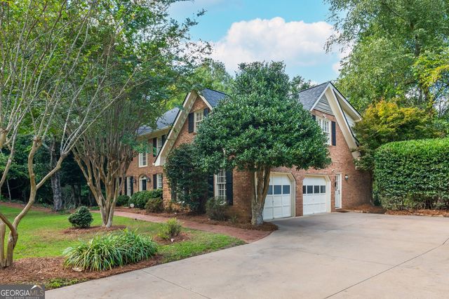 2881 Vinings Way SE, Atlanta, GA 30339