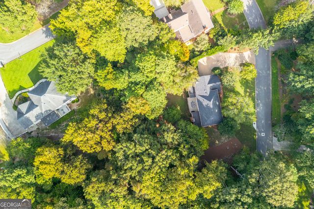 2881 Vinings Way SE, Atlanta, GA 30339