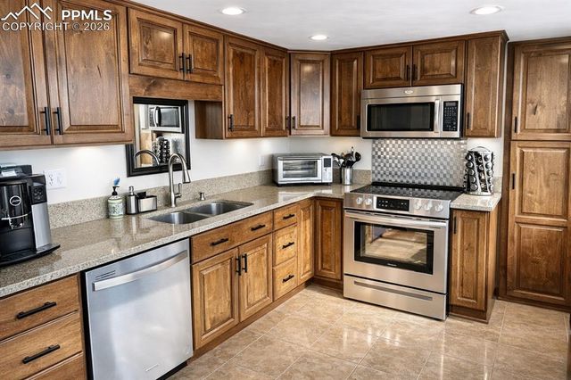 12285 Old Barn Road, Elbert, CO 80106
