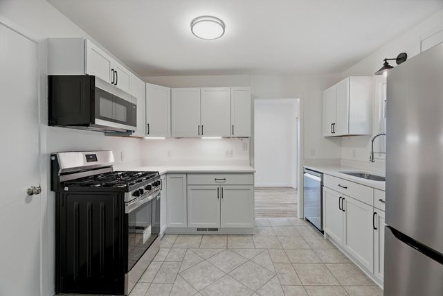 3838 France Avenue S, Saint Louis Park, MN 55416