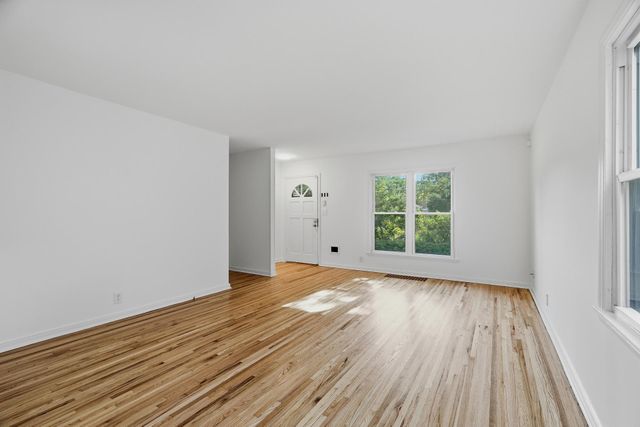 3838 France Avenue S, Saint Louis Park, MN 55416
