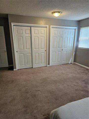 6004 Amazonia Road, St Joseph, MO 64505