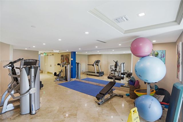 17555 Collins Ave 308, Sunny Isles Beach, FL 33160