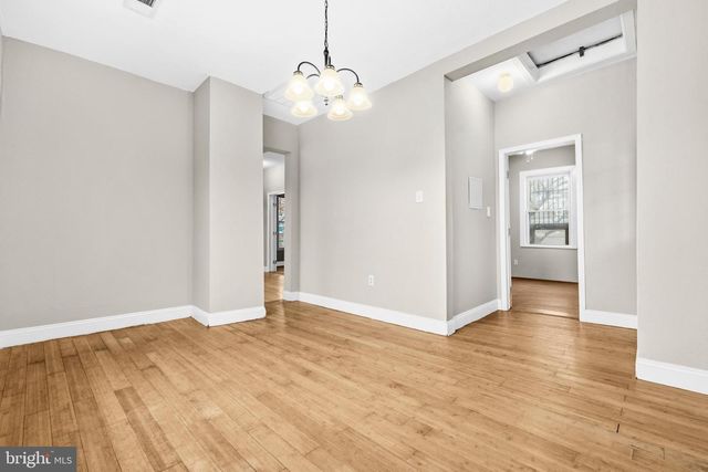 809 EASTERN AVE, Capitol Heights, MD 20743