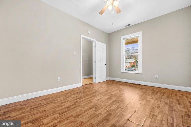 809 EASTERN AVE, Capitol Heights, MD 20743