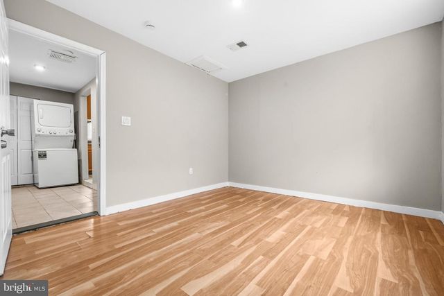 809 EASTERN AVE, Capitol Heights, MD 20743