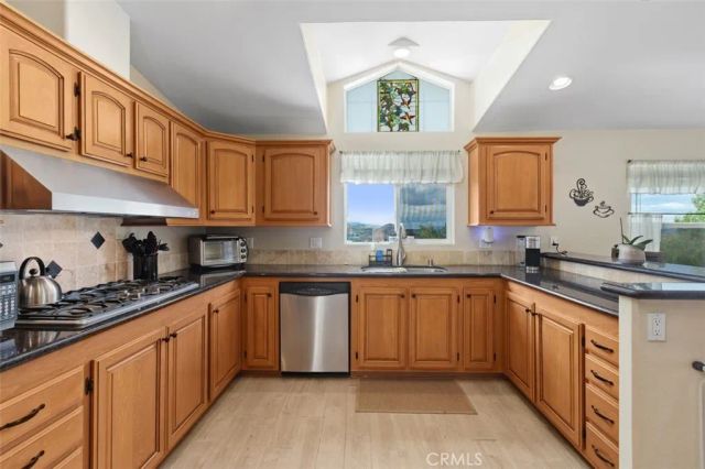 33530 Wright, Menifee, CA 92584