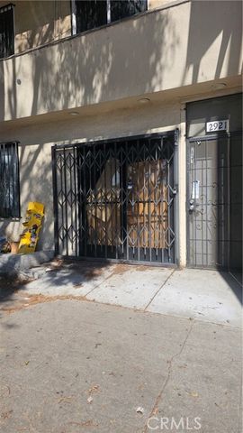 2921 W Florence, Los Angeles, CA 90043