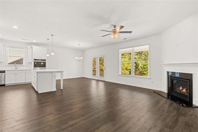 1621 Lacebark Elm Way, Lawrenceville, GA 30045