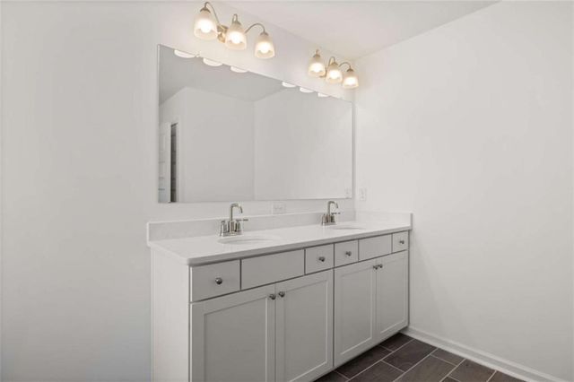 1621 Lacebark Elm Way, Lawrenceville, GA 30045