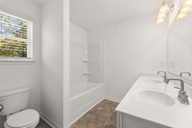 1621 Lacebark Elm Way, Lawrenceville, GA 30045