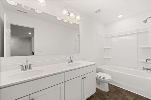 1621 Lacebark Elm Way, Lawrenceville, GA 30045