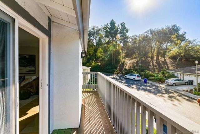 3040 Caminito Arenoso, San Diego, CA 92117