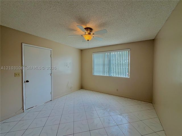 2230 N Cypress Bend Dr 308, Pompano Beach, FL 33069