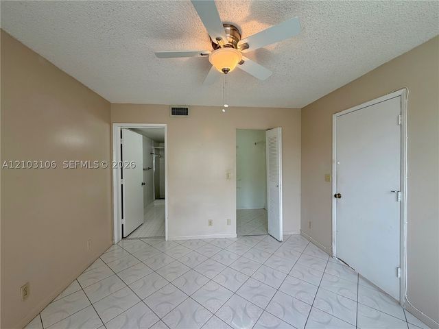 2230 N Cypress Bend Dr 308, Pompano Beach, FL 33069