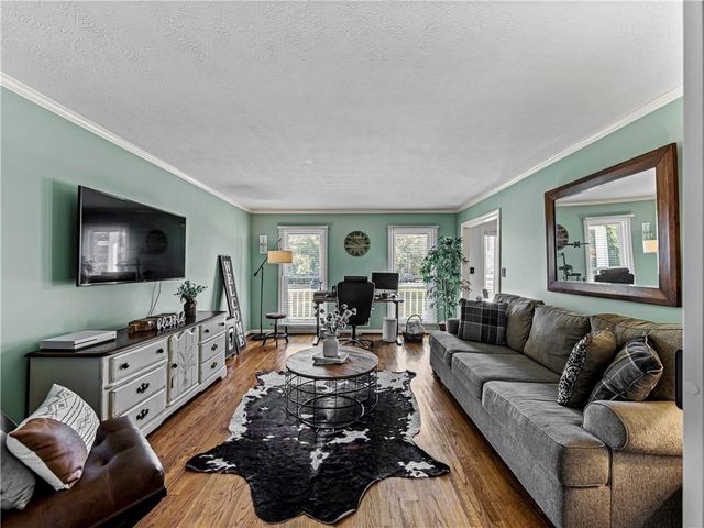 215 Pineywood Road, Griffin, GA 30224