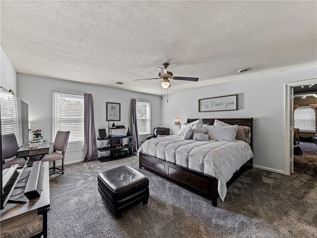 215 Pineywood Road, Griffin, GA 30224