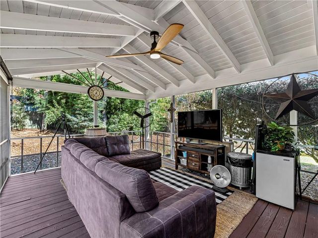 215 Pineywood Road, Griffin, GA 30224