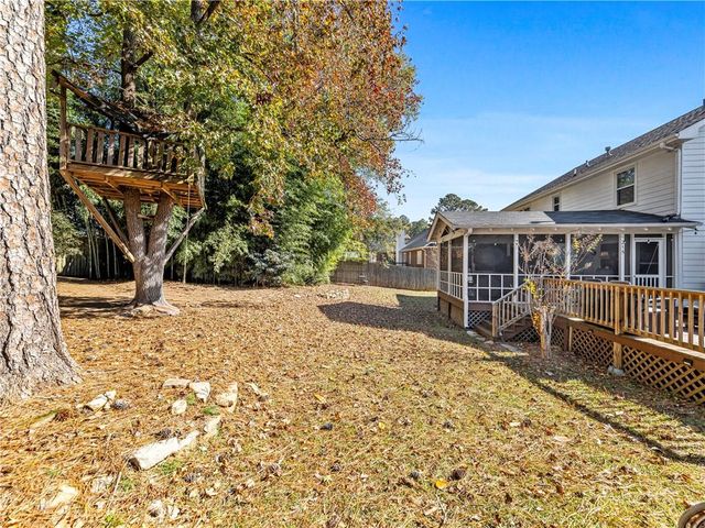 215 Pineywood Road, Griffin, GA 30224