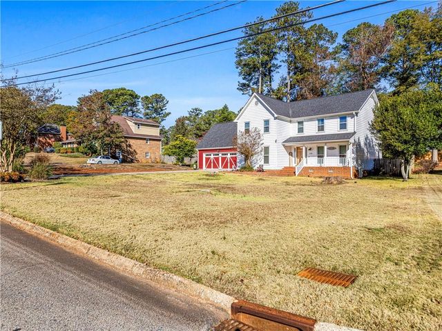 215 Pineywood Road, Griffin, GA 30224