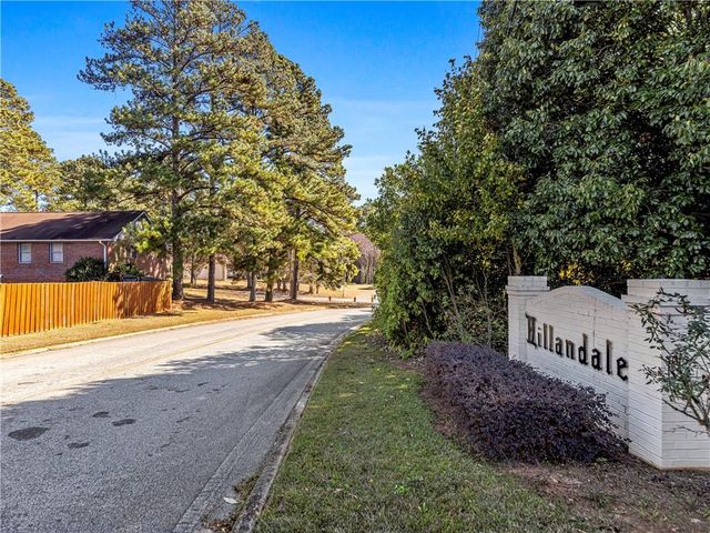 215 Pineywood Road, Griffin, GA 30224