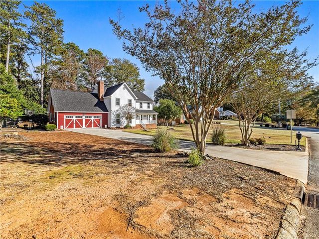 215 Pineywood Road, Griffin, GA 30224