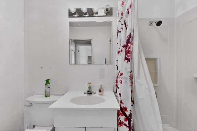 47 NM 581, Espanola, NM 87532