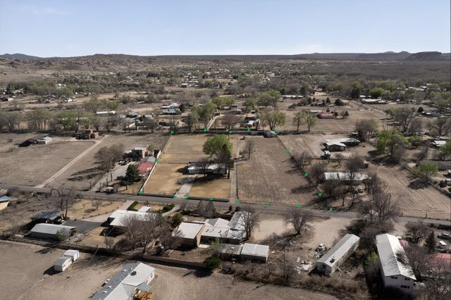 47 NM 581, Espanola, NM 87532