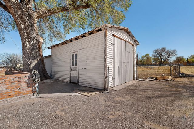 47 NM 581, Espanola, NM 87532