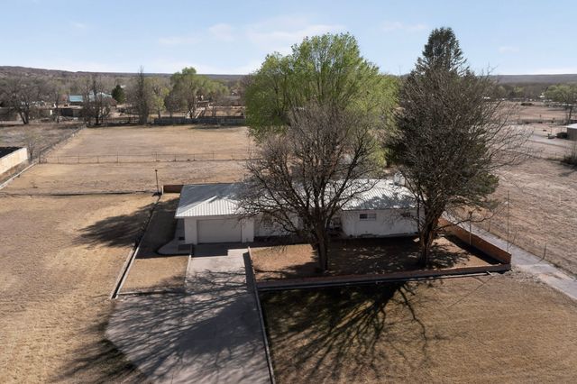 47 NM 581, Espanola, NM 87532